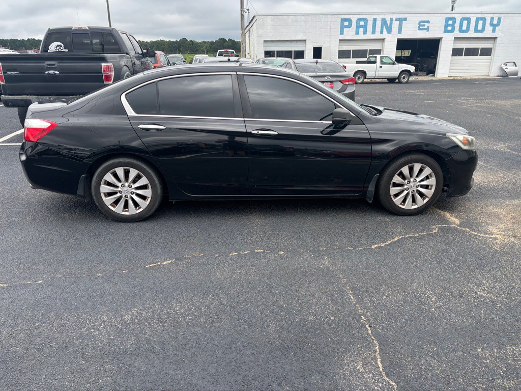 2015 Honda Accord Image 4