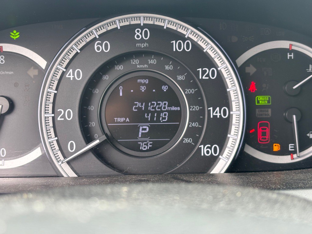 2015 Honda Accord Image 8