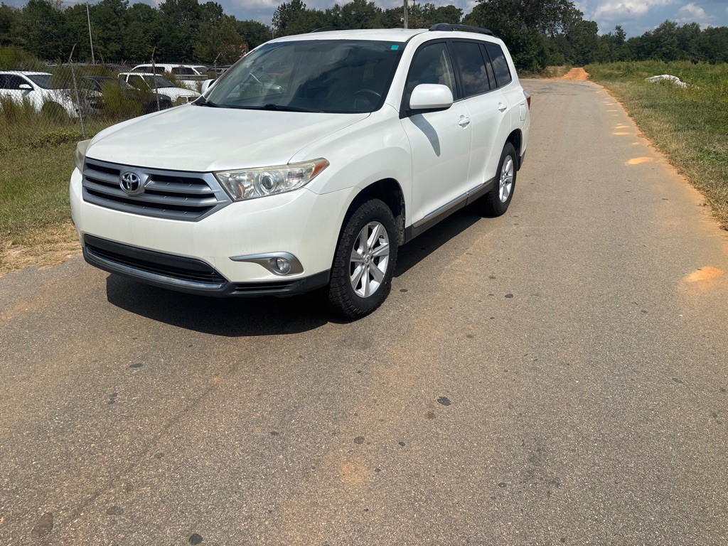 2012 Toyota Highlander Image 8