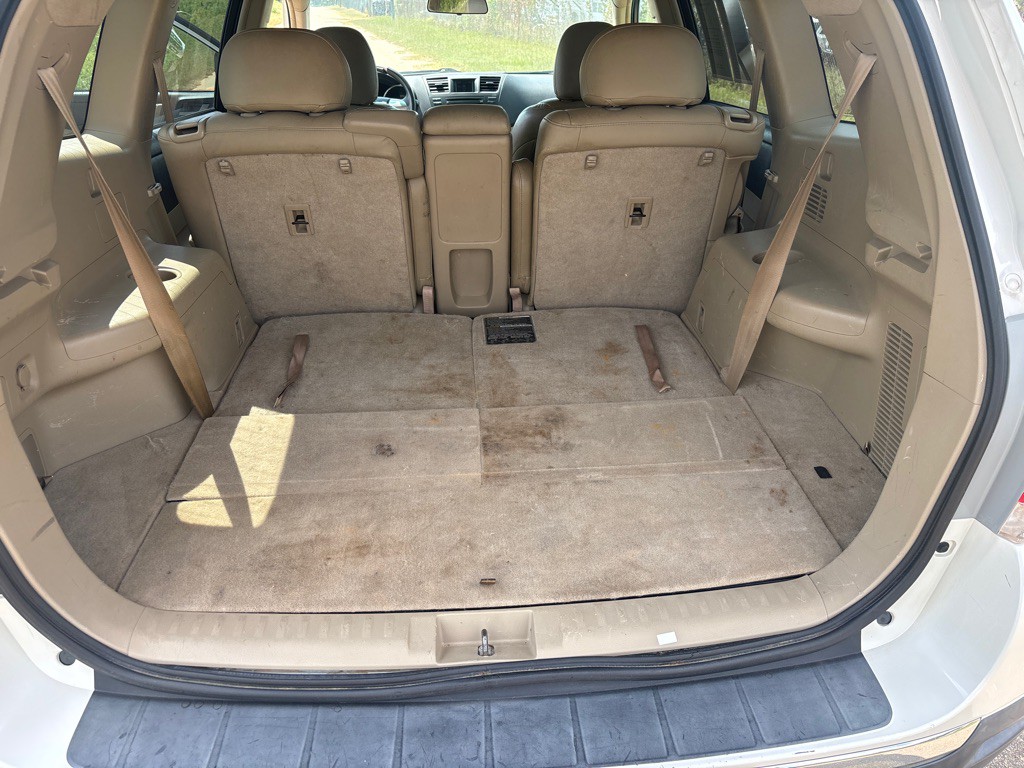 2012 Toyota Highlander Image 15