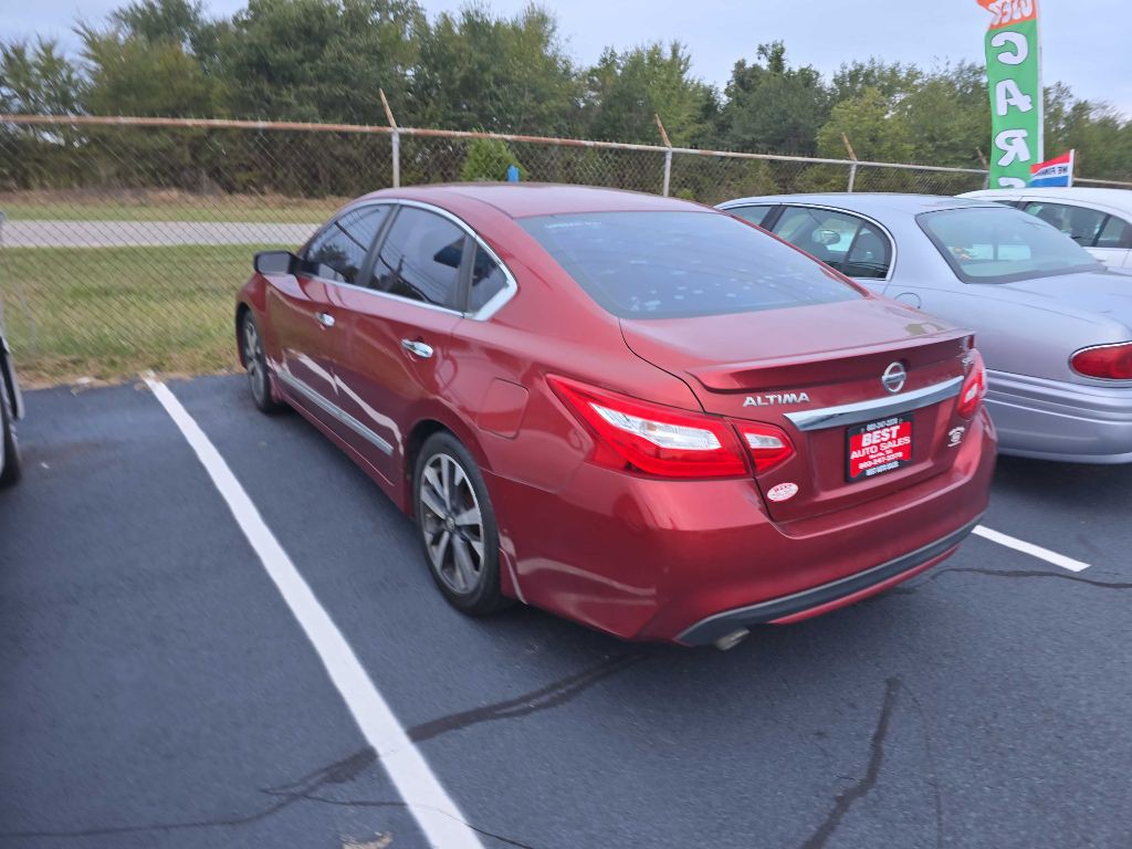 2016 Nissan Altima Image 2