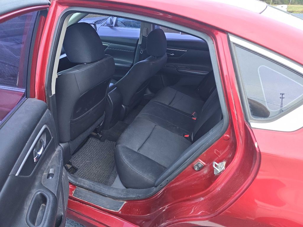 2016 Nissan Altima Image 4