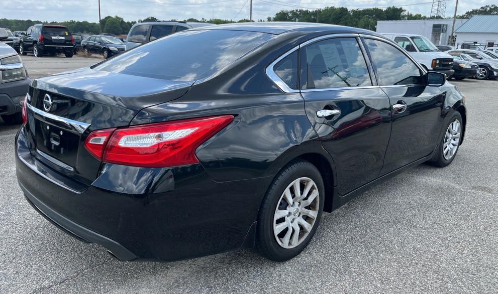 2016 Nissan Altima Image 3