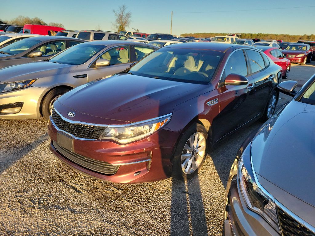 2016 Kia Optima Image 1