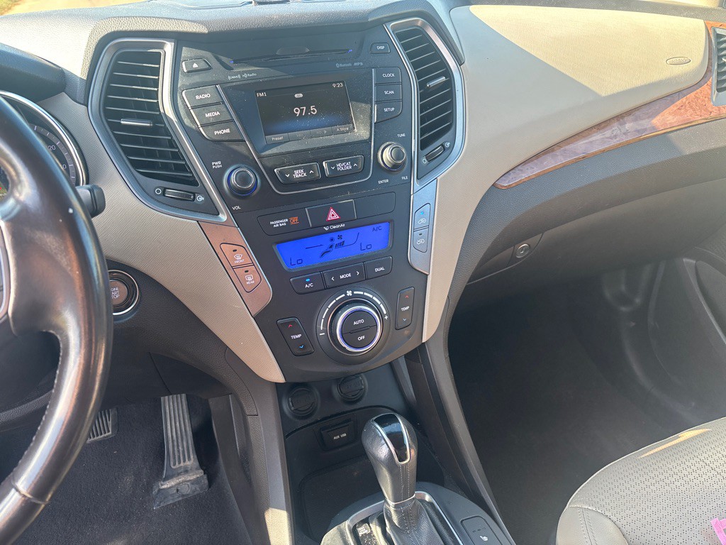 2013 Hyundai Santa Fe Sport Image 10
