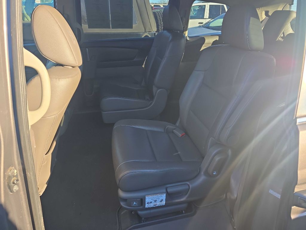 2012 Honda Odyssey Image 6