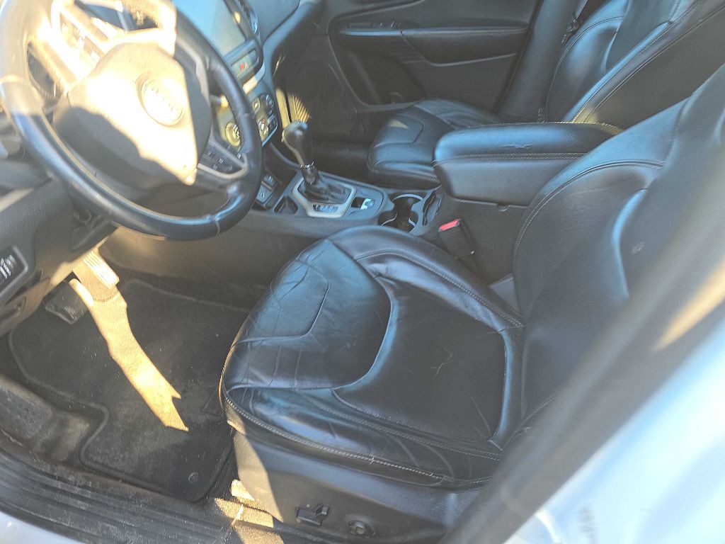 2014 Jeep Cherokee Image 6