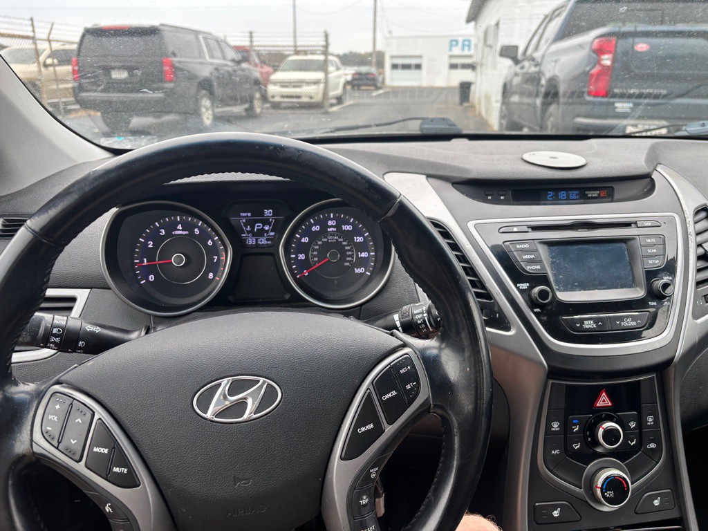 2015 Hyundai Elantra Image 7