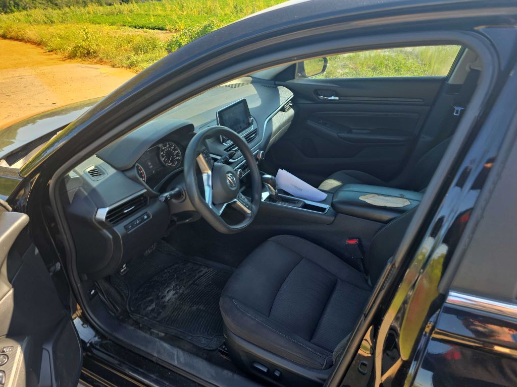 2019 Nissan Altima Image 7