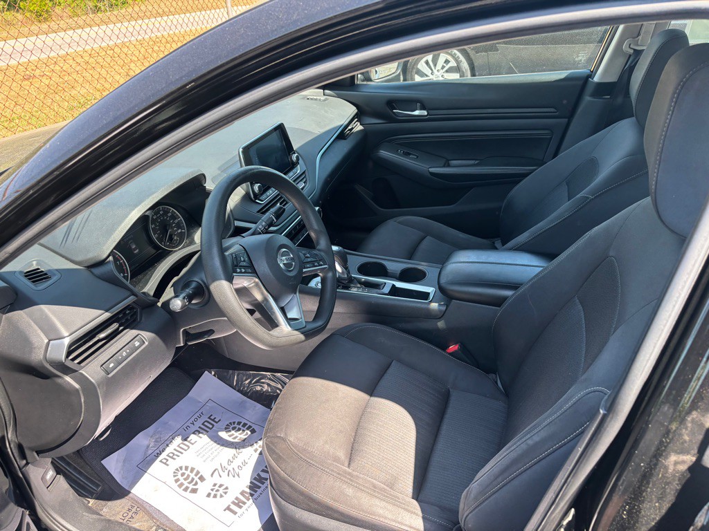 2019 Nissan Altima Image 7