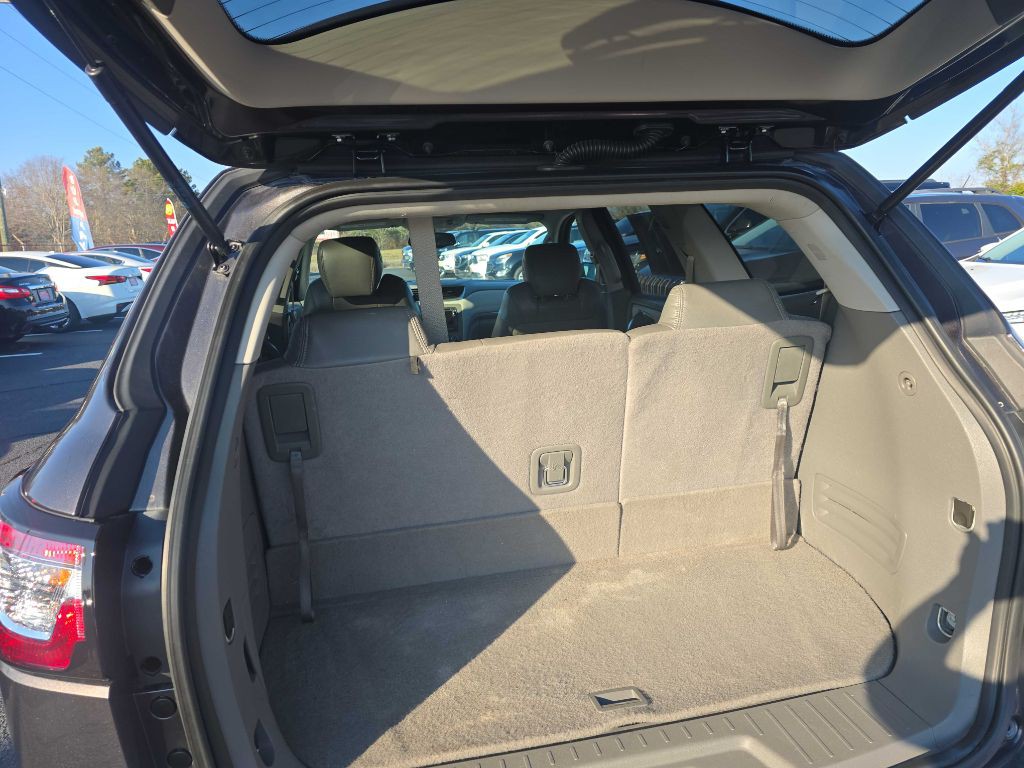 2017 Chevrolet Traverse Image 5