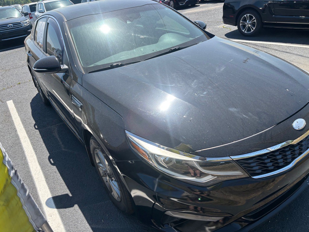 2019 Kia Optima Image 1