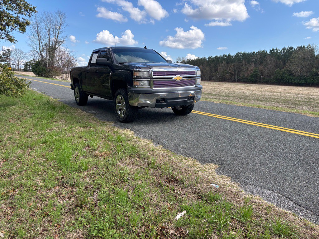2014 Chevrolet Silverado 1500 Image 2