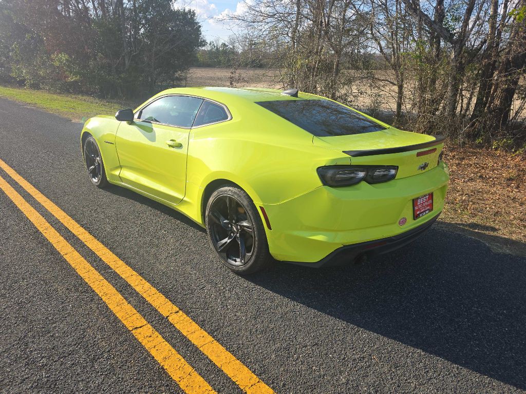 2019 Chevrolet Camaro Image 3