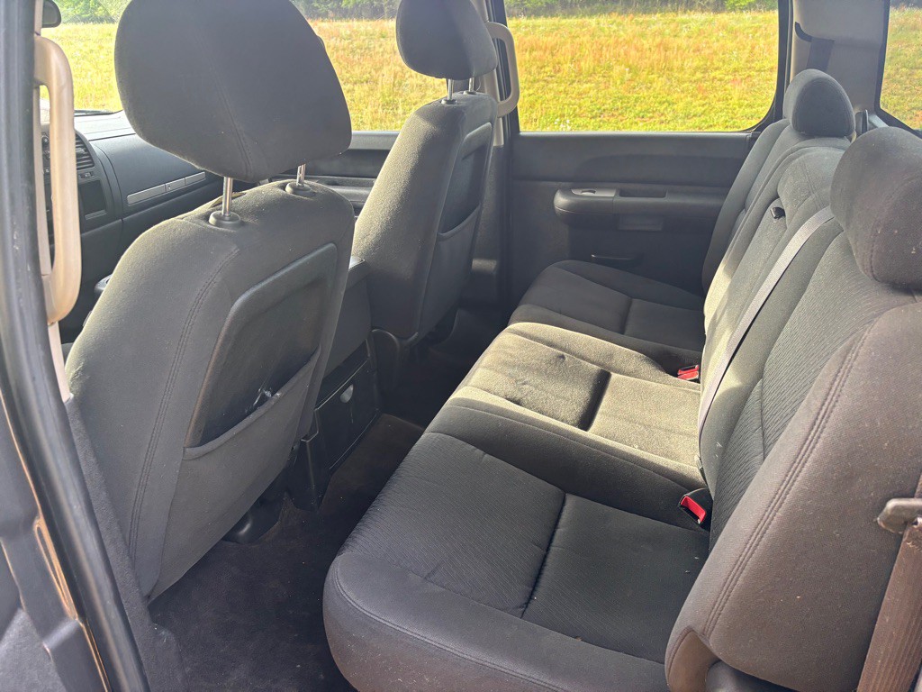 2011 Chevrolet Silverado 1500 Image 8