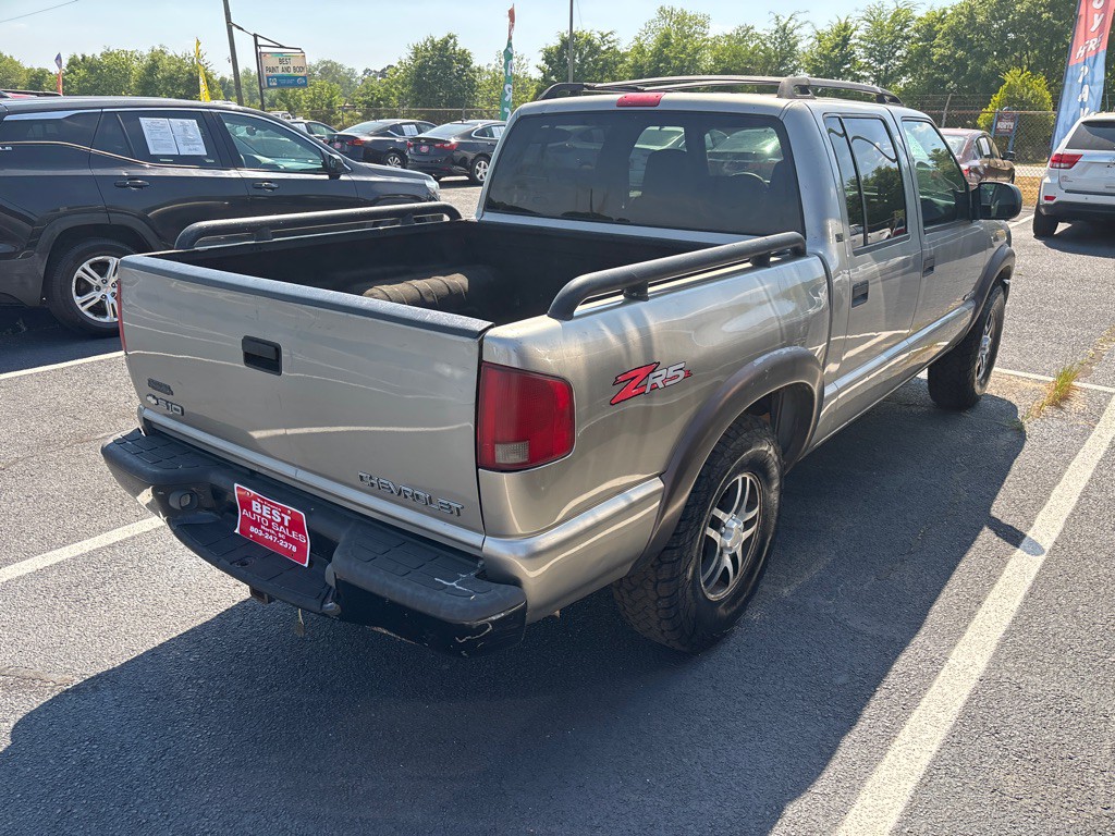 2004 Chevrolet S10 Image 6