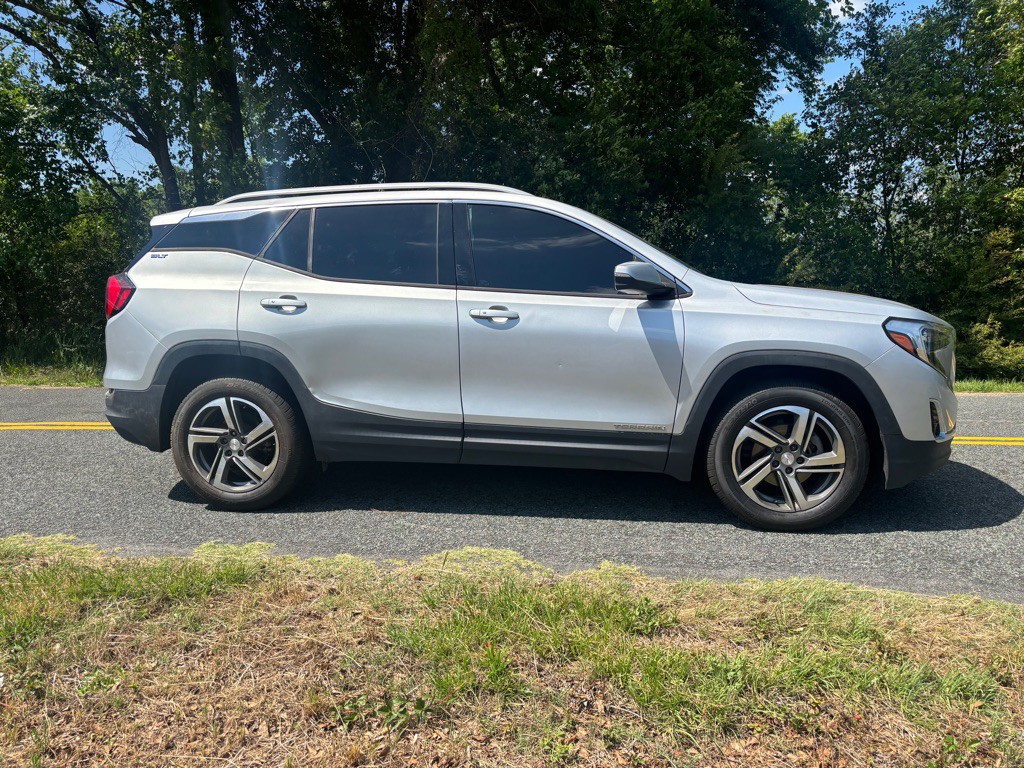 2020 GMC Terrain Image 4