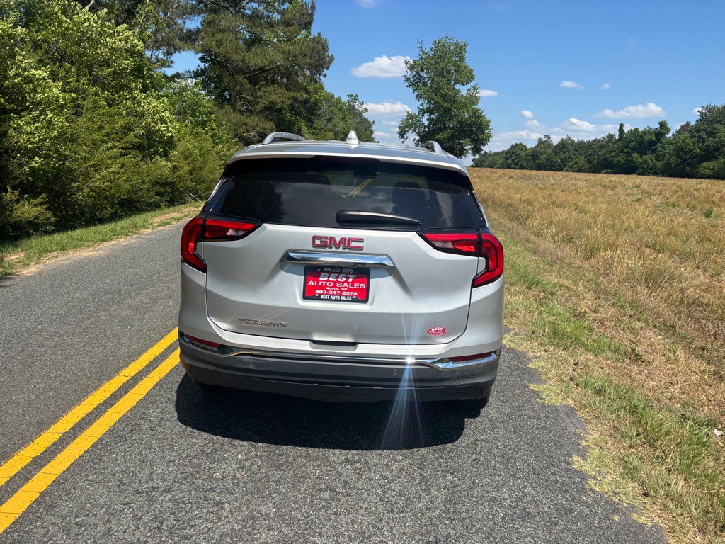 2020 GMC Terrain Image 6