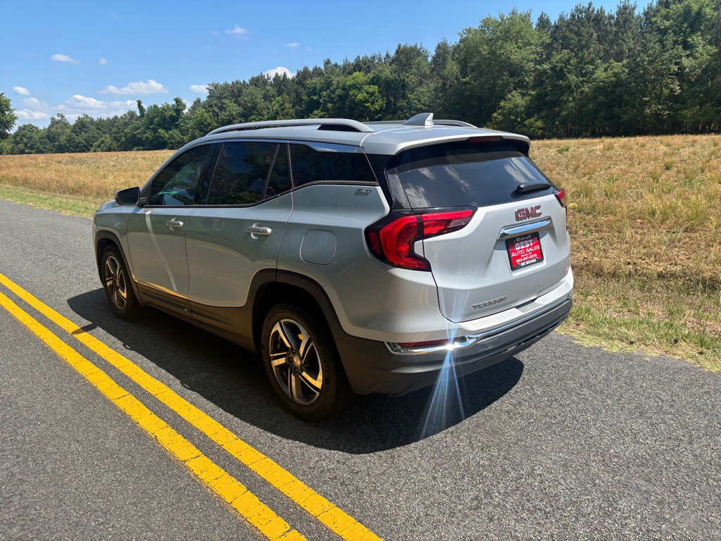 2020 GMC Terrain Image 7