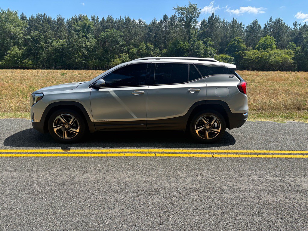 2020 GMC Terrain Image 8