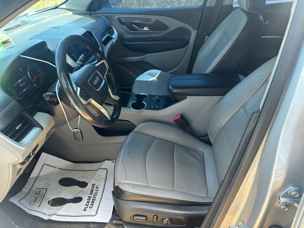 2020 GMC Terrain Image 9