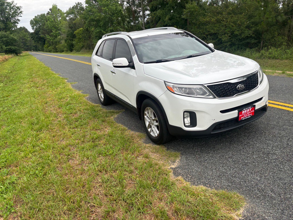 2015 Kia Sorento Image 2
