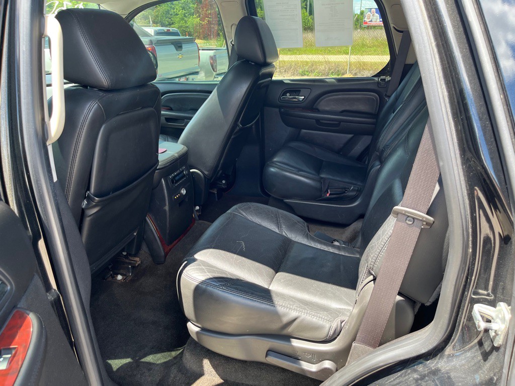 2007 Cadillac Escalade Image 6