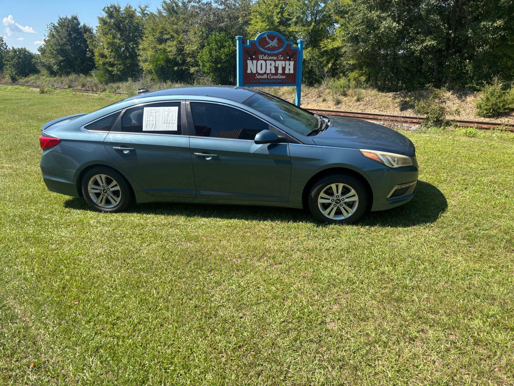2015 Hyundai Sonata Image 2