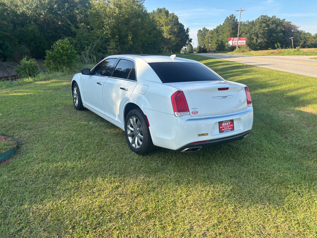 2019 Chrysler 300 Image 5