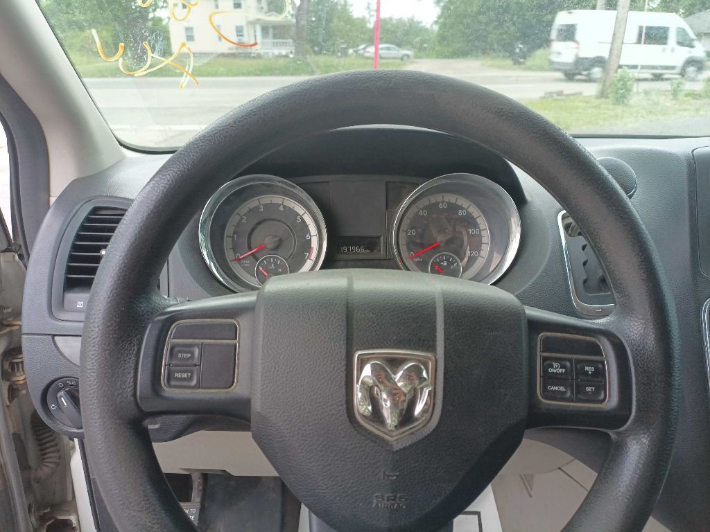 2012 Dodge Ram Van Image 14