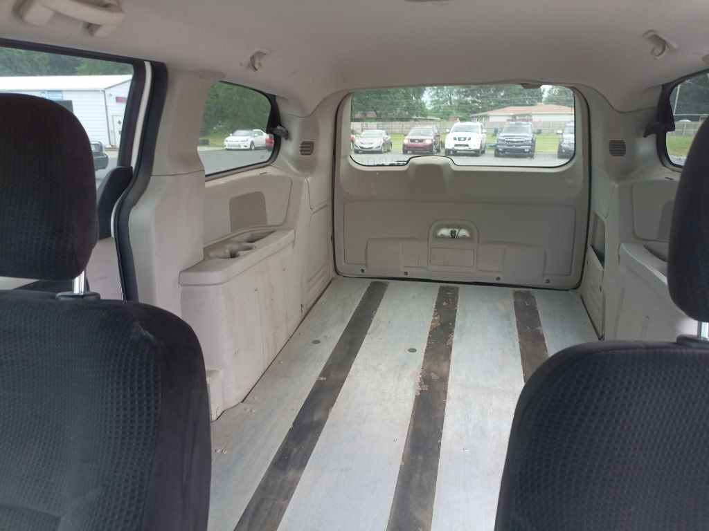 2012 Dodge Ram Van Image 18