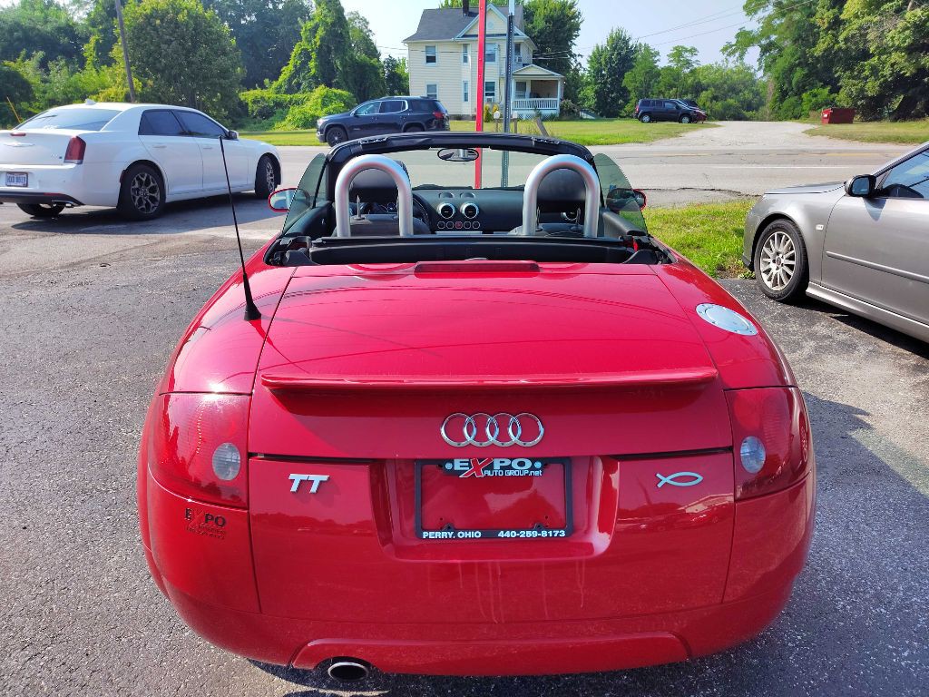 2004 Audi TT Image 12