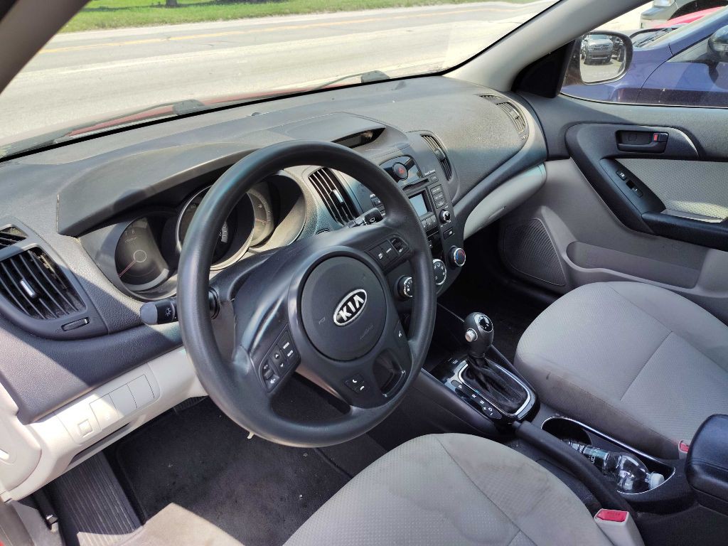 2012 Kia Forte Image 9