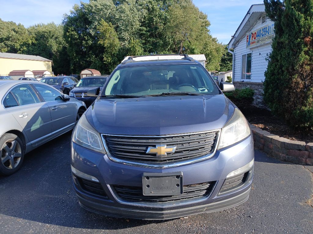 2014 Chevrolet Traverse Image 2