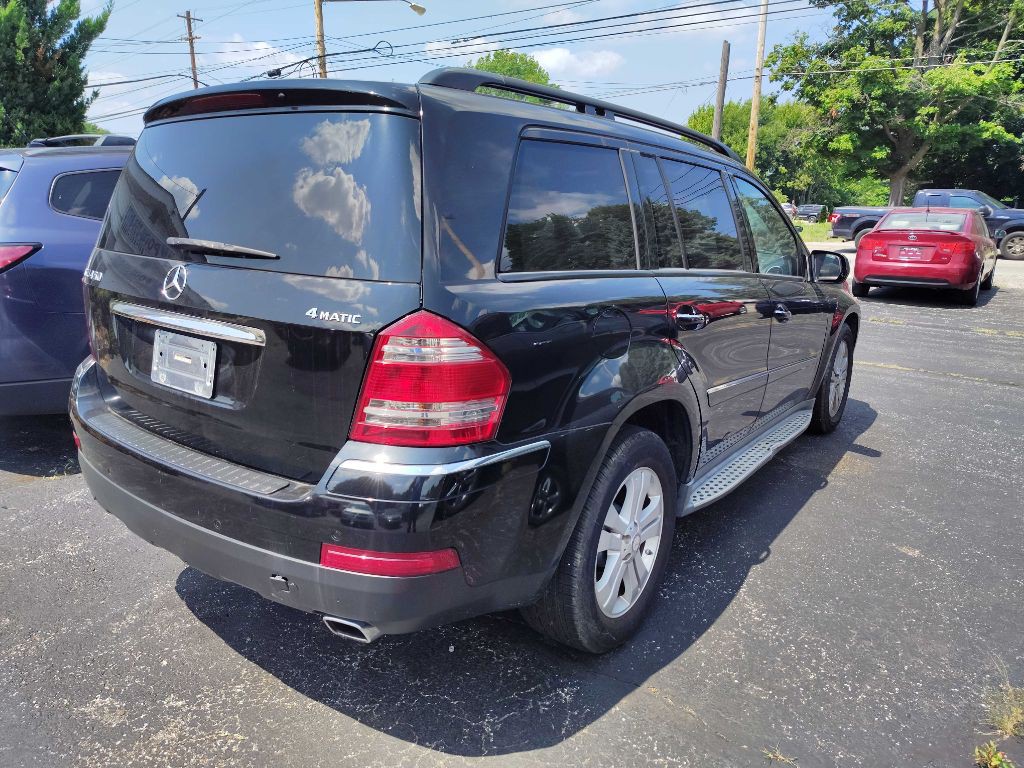2009 Mercedes-Benz GL-Class Image 3