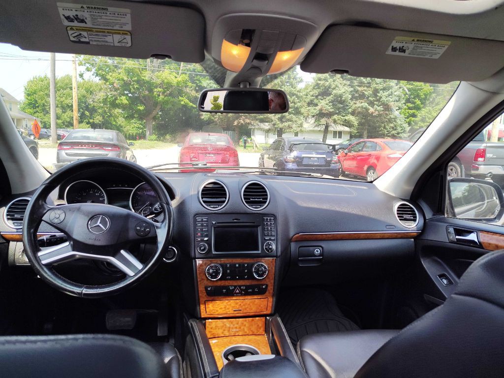 2009 Mercedes-Benz GL-Class Image 12