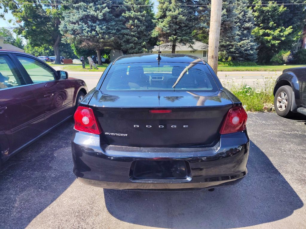 2014 Dodge Avenger Image 5