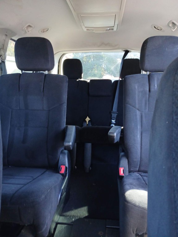 2012 Chrysler Town & Country Image 19