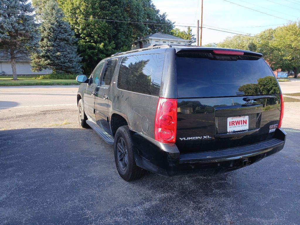 2013 GMC Yukon Image 3