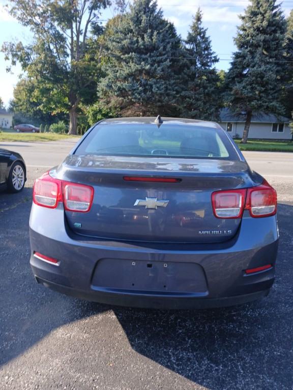 2015 Chevrolet Malibu Image 1