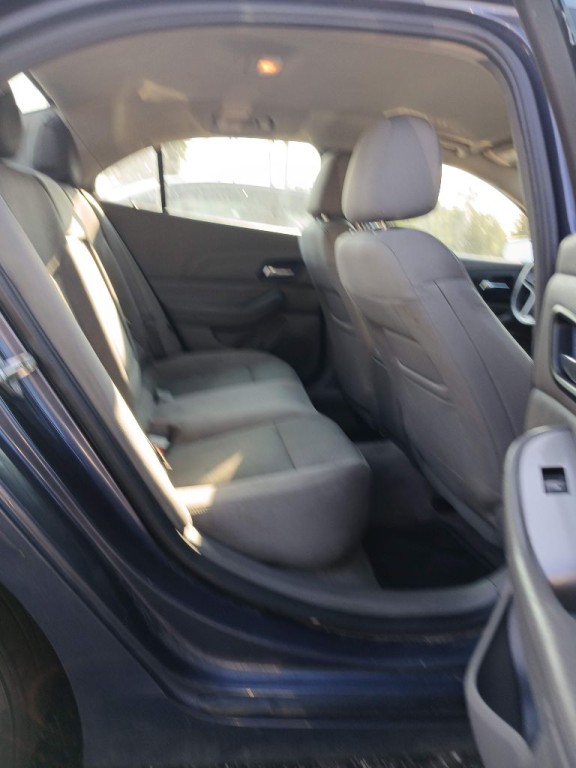 2015 Chevrolet Malibu Image 9