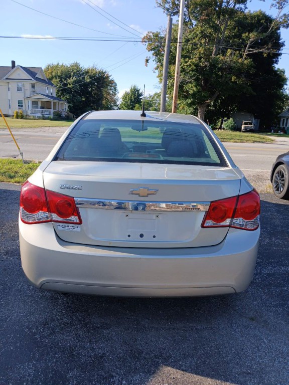 2013 Chevrolet Cruze Image 3