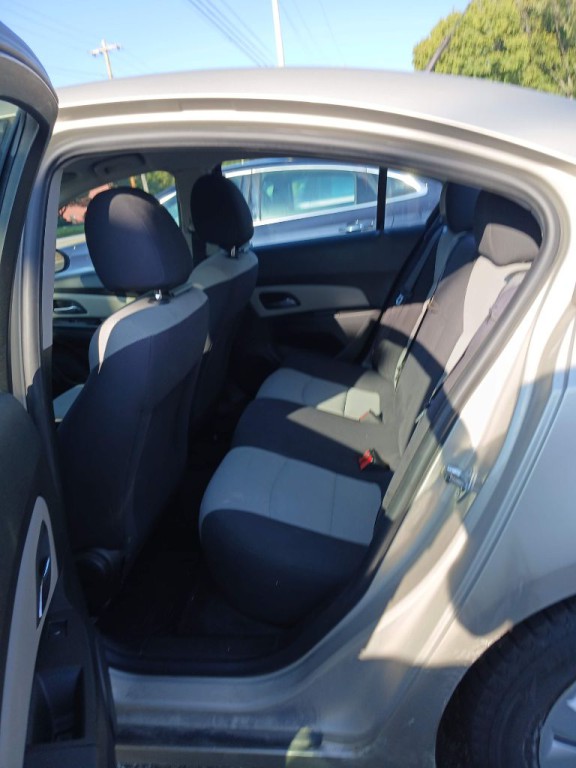 2013 Chevrolet Cruze Image 10