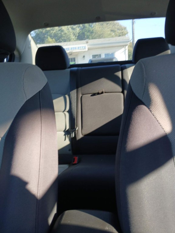 2013 Chevrolet Cruze Image 17