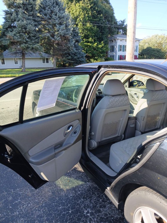 2004 Chevrolet Malibu Image 9