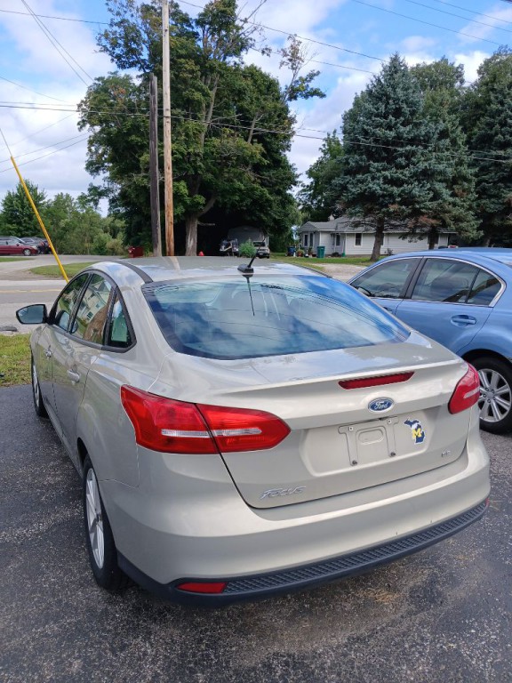 2015 Ford Focus Image 5