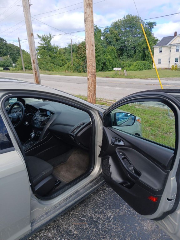2015 Ford Focus Image 11
