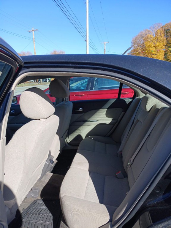 2011 Ford Fusion Image 6