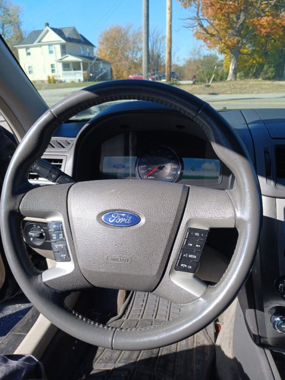 2011 Ford Fusion Image 15