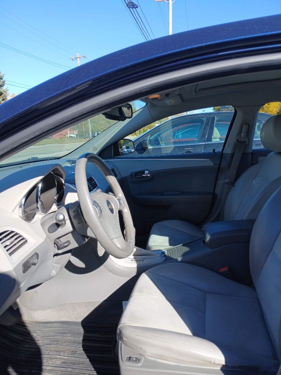 2010 Chevrolet Malibu Image 13